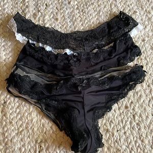Super adorable panties!  Brand new with tags!